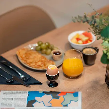 Ibis Gare Montparnasse Catalogne Hotel *