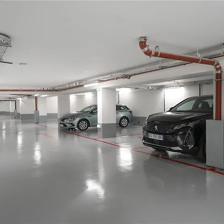 Ibis Gare Montparnasse Catalogne ホテル パリ